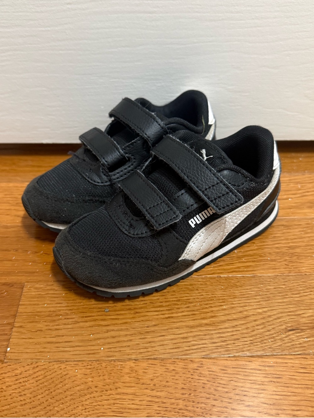 Puma Sneakers